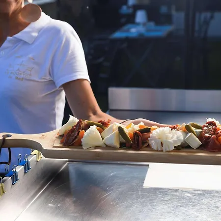 Готель Western Mediterranee Мантон